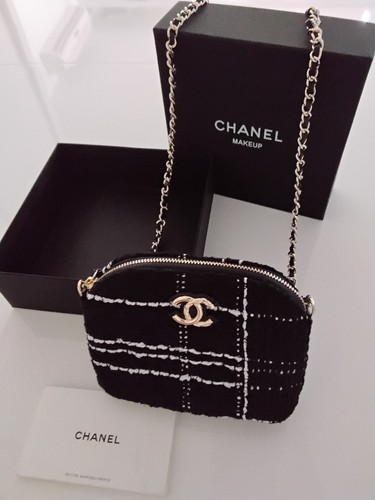 Pochette chanel tweed neuve - en,