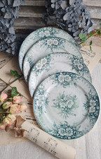 4 ANCIENNES PETITES ASSIETTES