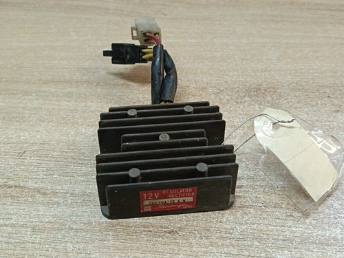 Regulateur tension - regulateur,