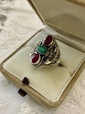 RUBIS , ÉMERAUDE, ARGENT