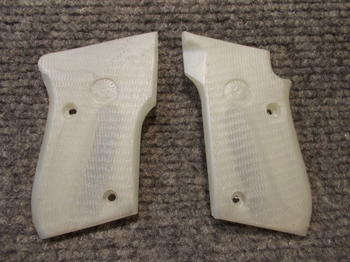 Custom checkered grips - custom, taurus