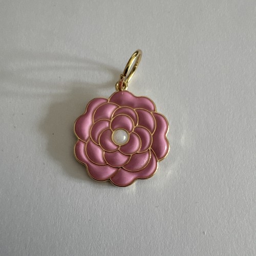 Chanel pendentif fetes des - chanel,