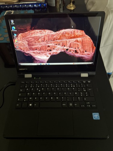 Medion akoya modèle e2215t - modèle,