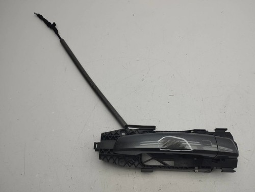 Audi 2022 essence - -,