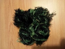 Laine fantaisie verte et noire