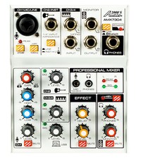 Audio2000s AMX7304