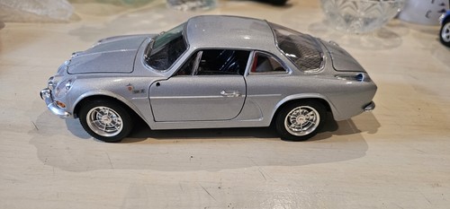 Burago alpine a110 - a110, Échelle
