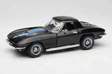 AMM1099/06 Chevrolet Corvette C3 Black American Muscle 1:18