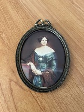 Portrait miniature ovale femme