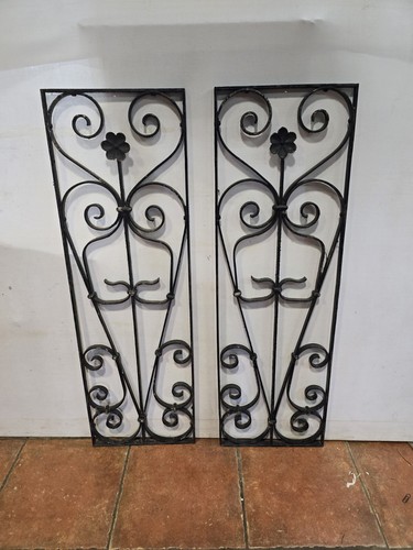 Ancienne paire grille en - de,