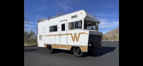 Winnebago motorhomes used - winnebago,