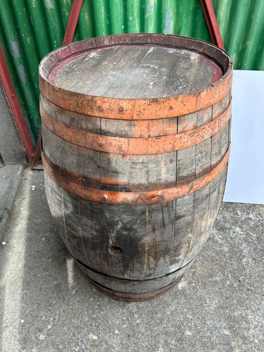 Grand tonneau bois ancien - grand,