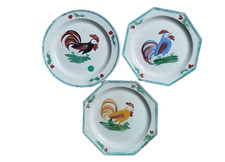 Bel ensemble d'assiettes au