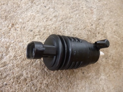 Pompe lave vitre renault clio - pompe,