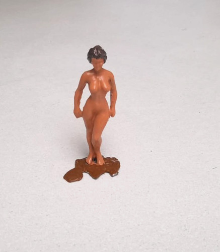 Jeune femme nue plomb - femme,