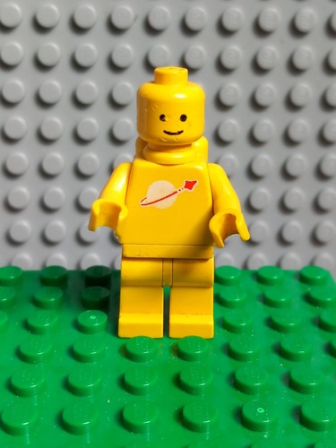 Figurine lego space jaune - lego,