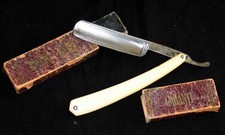 RASOIR DROIT LOGO "RB" ? COUPE CHOUX BON ÉTAT AVEC ÉTUI LAME A AFFUTER 17