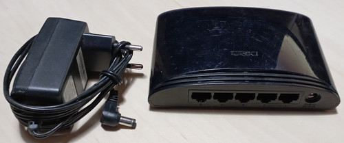 Switch dlink des - switch, des-1005d