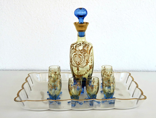 Service liqueur modèle - à,