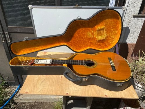 Guitare classique vintage