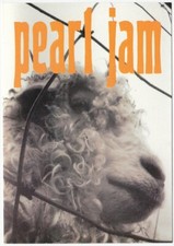 PEARL JAM carte postale n° AB186 mouton cloture