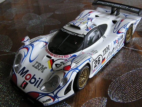 Maisto 18ème porsche - 1/18ème,