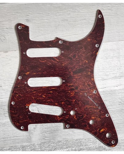 Pickguard tortoise sss - pickguard, ply