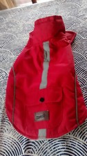 Manteau imperméable pour chat, chaton, petit chien ou chiot  en  très bon état