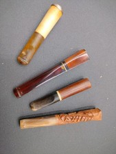 4 Fume-cigarette anciens