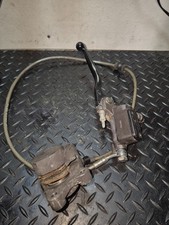 MAITRE CYLINDRE +ETRIER    AV