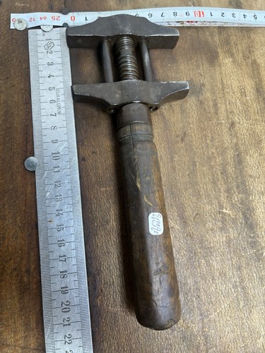 Outil ancien old tool clé - , à