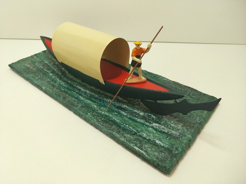 Quiralu jonque et - quiralu, figurine