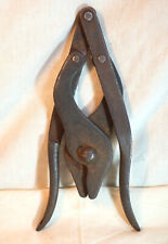 W/|\D - Pair of British Folding Model Normandy 1944 WWII Cutting Pliers