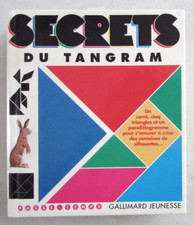 Secrets du Tangram Gallimard Jeunesse Year 1976 Book + Geometric Shapes