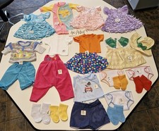 VETEMENTS NEUFS  POUPEES DE 40/42  CM ENVIRON  AU CHOIX N°1 A