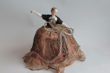 Demi figurine porcelaine