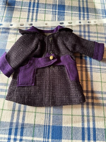 Vêtements pour poupée
