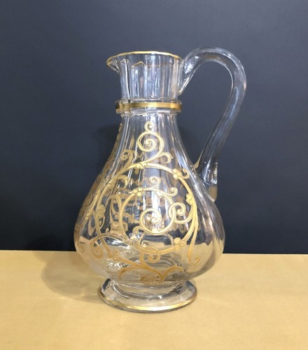 Crystal pitcher pourer saint - crystal,
