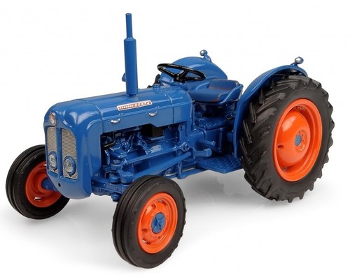 Universal hobbies fordson - universal, hobbies,