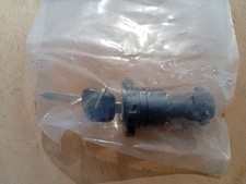 Bouchon de réservoir à clés