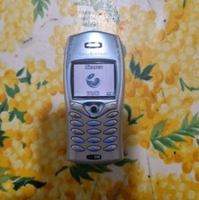 VINTAGE SONY ERICSSON T68i GSM CELL PHONE COLLECTIBLE t68