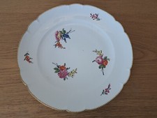 Paris , Manufacture De Clignancourt , Assiette Fleurie , Porcelaine , Fin XVIII°