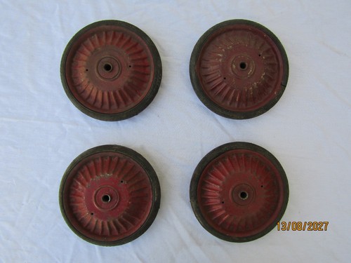 Lot 4 anciennes roues - lot, de