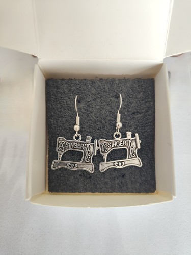 Boucles oreilles machine - d’oreilles,
