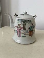 Théière En Porcelaine De