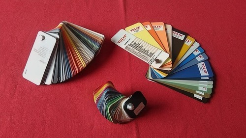 Trois nuanciers pantone ral - nuanciers,