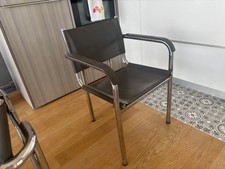 LYON   6 fauteuils en cuir