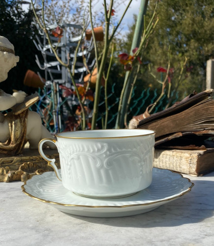 Tasse sous en - tasse,