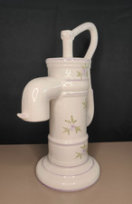 Fontaine à eau vintage déco fleurie extérieur jardin terrasse