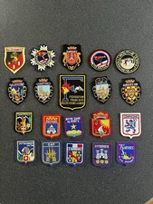 Lot of 20 Embroidered Badges